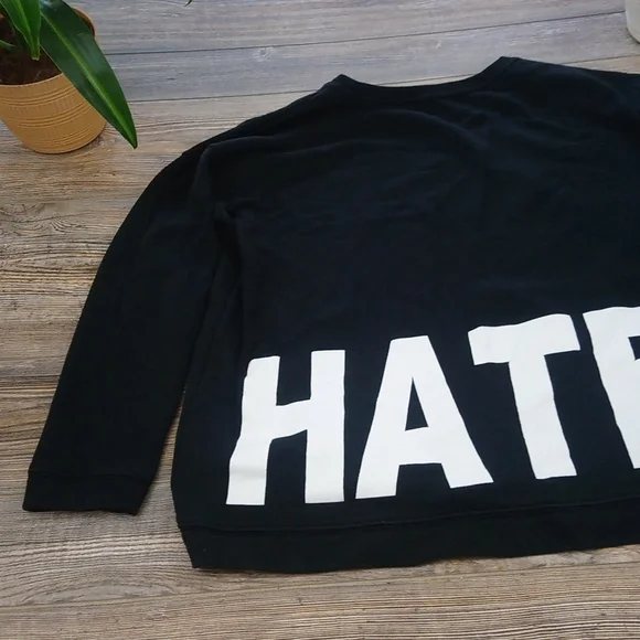 Black & White Love & Hate Crew Neck Long Sleeve Sweater Top - Picture 7 of 9